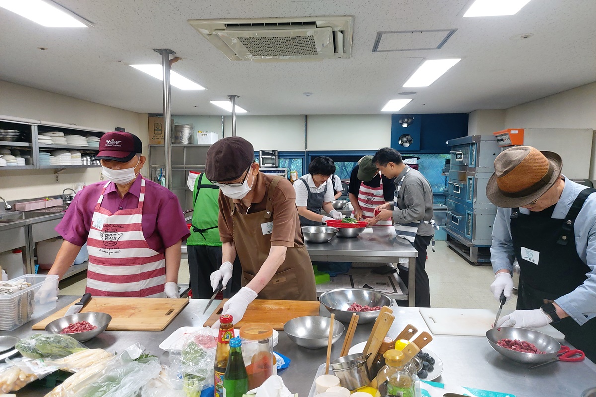 노인맞춤돌봄사업